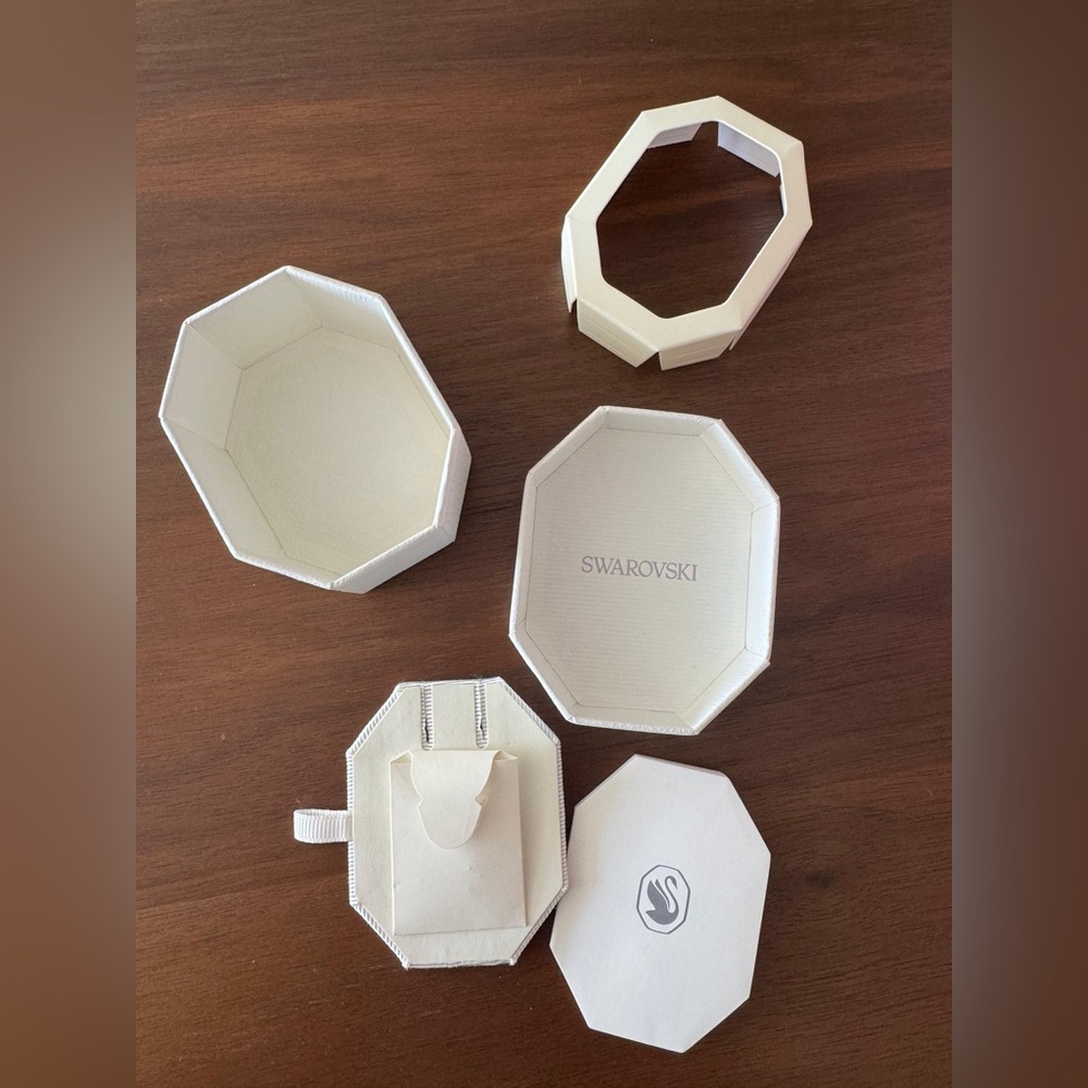 Swarovski Gift Box and Bag y.